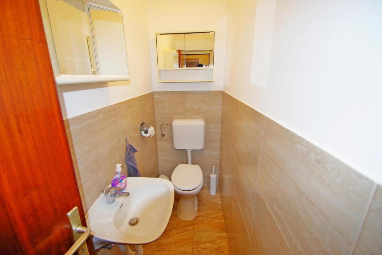 Apartment Suzi Valdebek Pula Ngoại thất bức ảnh