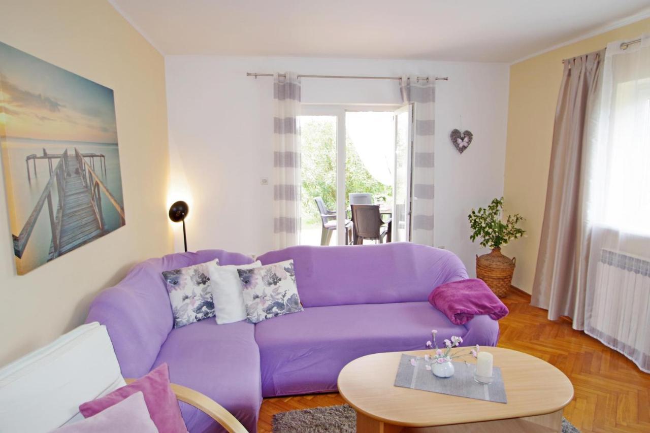 Apartment Suzi Valdebek Pula Ngoại thất bức ảnh