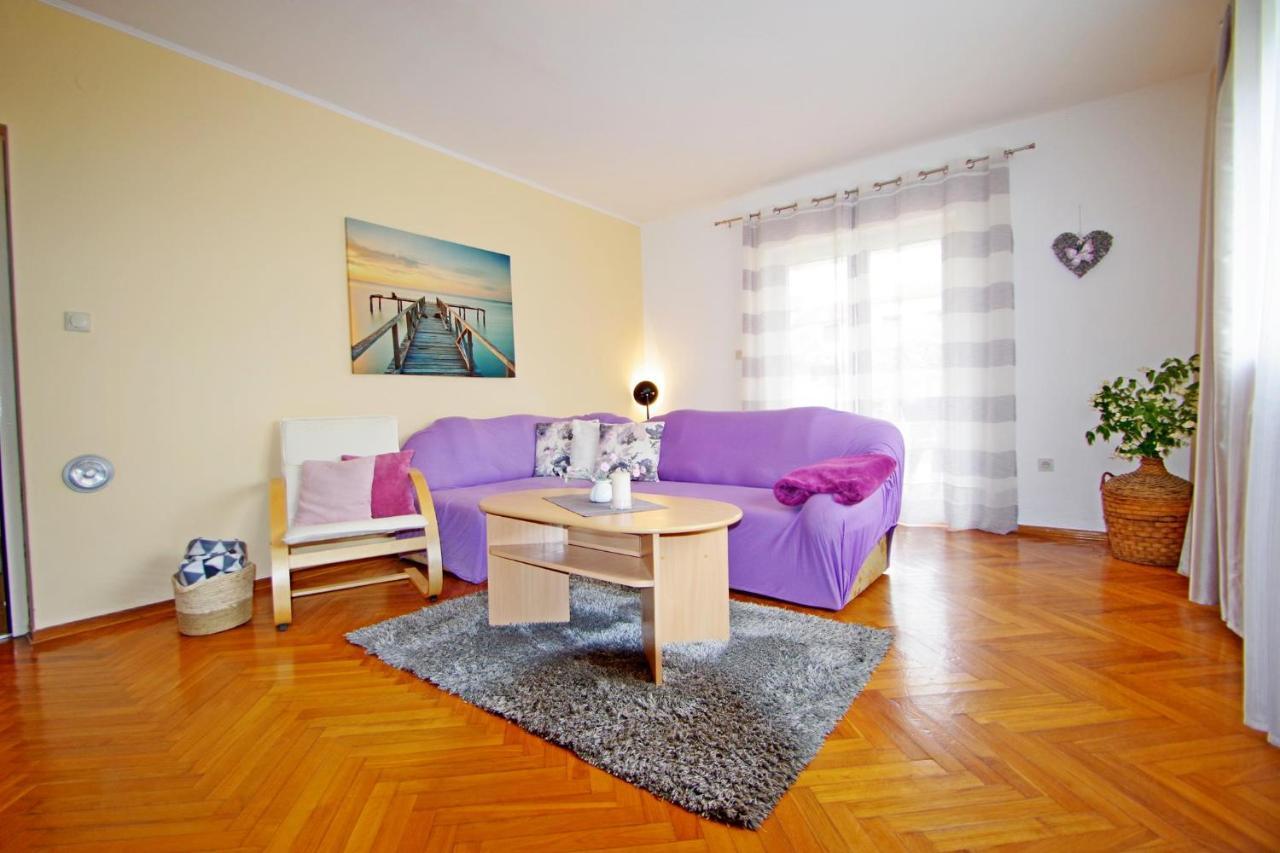 Apartment Suzi Valdebek Pula Ngoại thất bức ảnh