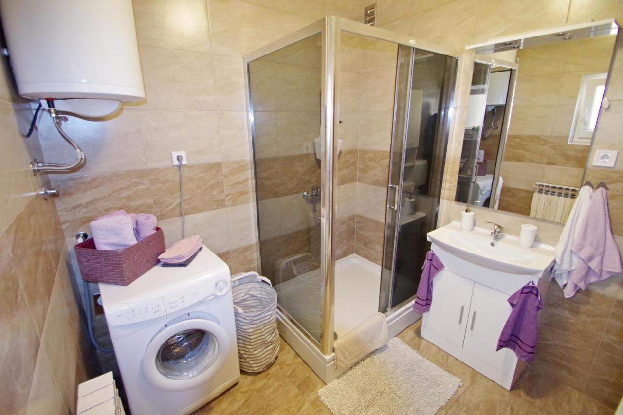 Apartment Suzi Valdebek Pula Ngoại thất bức ảnh