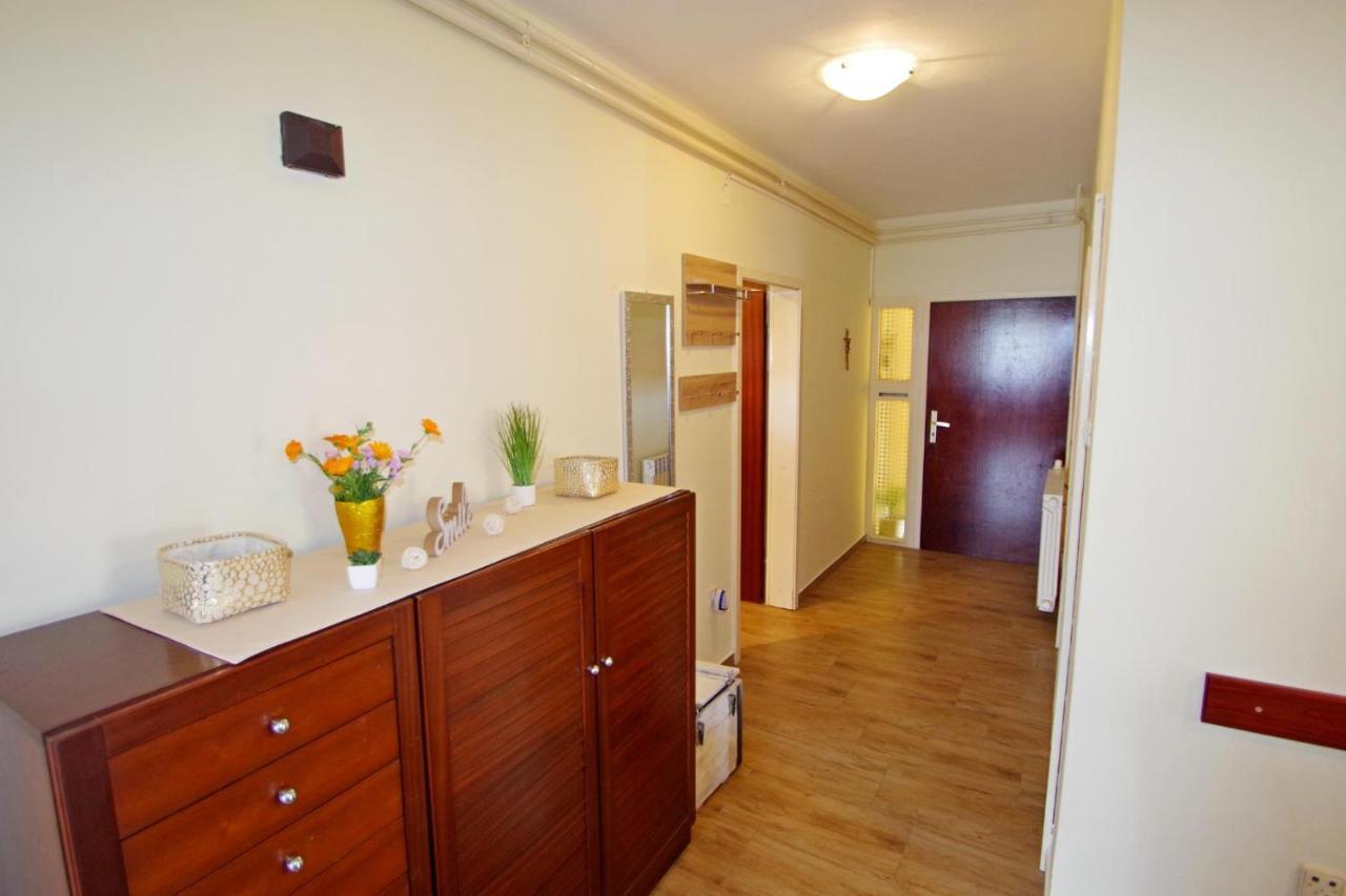 Apartment Suzi Valdebek Pula Ngoại thất bức ảnh